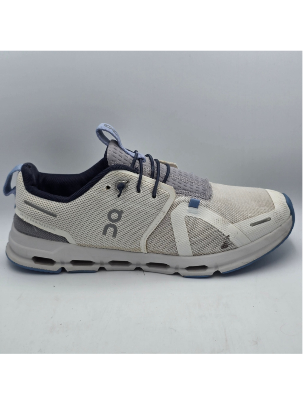On Cloud® Cloud 5 Running Shoes in Heather/Fossil 5y Womens 6.5